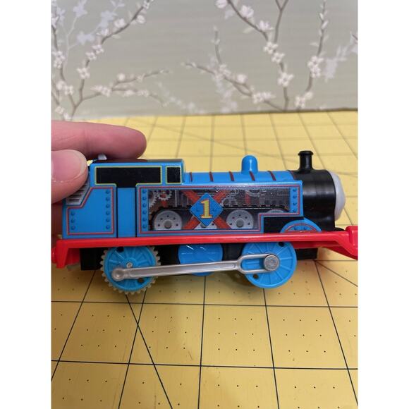 Thomas And Friends Trackmaster Walking Bridge Cogs And Gears Train Tank Engine - Picture 3 of 9